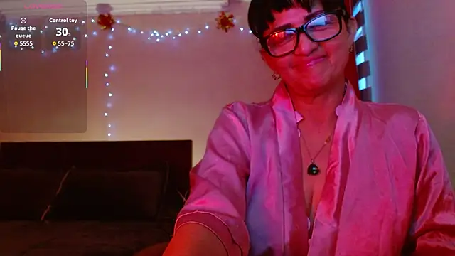 ISABEEL SOFIA01 online show from January 11, 2026, 11:17 am