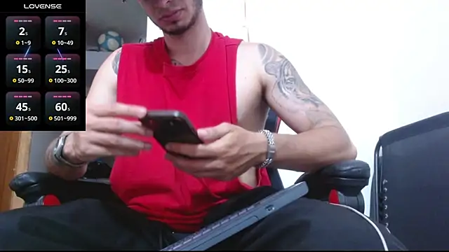 Snapshot of freestyle_blake1 chatting on October 27, 2025, 5:36 pm freestyle blake1 online show from October 27, 2025, 5:36 pm