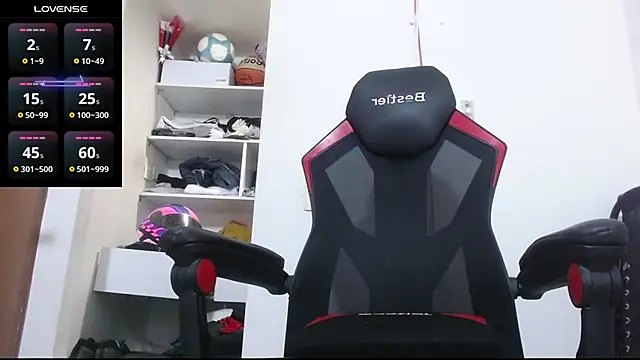 Snapshot of freestyle_blake1 chatting on October 24, 2025, 1:04 am freestyle blake1 online show from October 24, 2025, 1:04 am