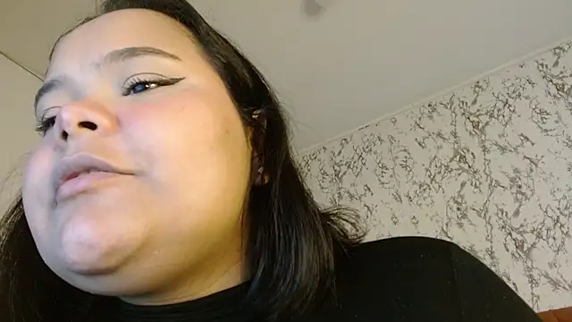 sexychubby    online show from November 30, 2025, 3:07 am