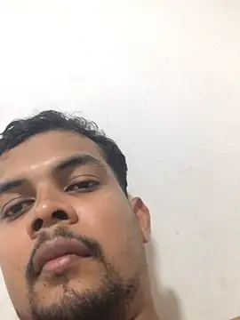 ElsecretodeBruno online show from February 23, 2025, 9:11 am