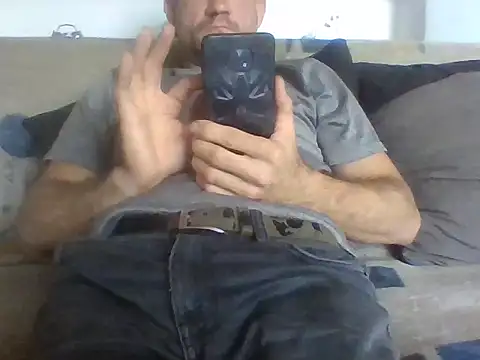 Snapshot of aroj95 chatting on September 13, 2025, 4:18 pm aroj95 online show from September 13, 2025, 4:18 pm