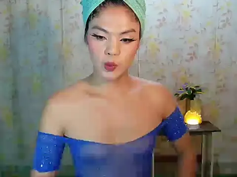 Snapshot of OdessaBODY chatting on July 4, 2026, 9:48 am OdessaBODY online show from July 4, 2026, 9:48 am