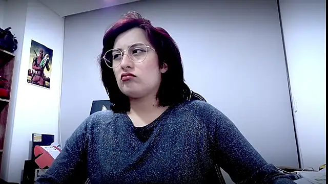 Scarlett Sen online show from April 17, 2026, 2:53 pm