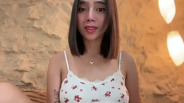 GenesisCastillano online show from March 20, 2026, 5:41 am