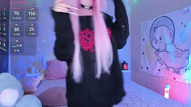 Misty Shadow online show from November 10, 2025, 9:20 pm