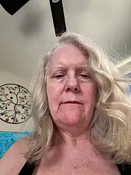 Kaitlyn Winters online show from February 11, 2026, 7:36 pm