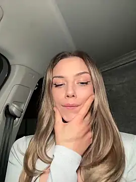 Snapshot of HopeHeaven chatting on January 31, 2025, 9:26 pm HopeHeaven online show from January 31, 2025, 9:26 pm