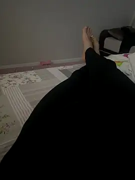 Snapshot of MAHKE12 chatting on November 30, 2025, 9:04 pm MAHKE12 online show from November 30, 2025, 9:04 pm