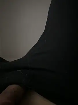 MAHKE12 online show from February 28, 2026, 10:42 pm