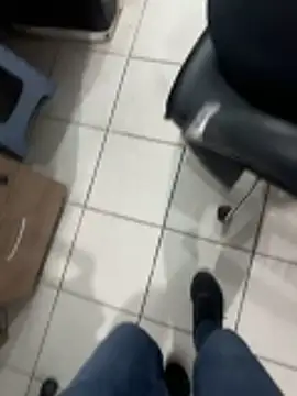 Snapshot of MAHKE12 chatting on October 16, 2025, 2:47 pm MAHKE12 online show from October 16, 2025, 2:47 pm