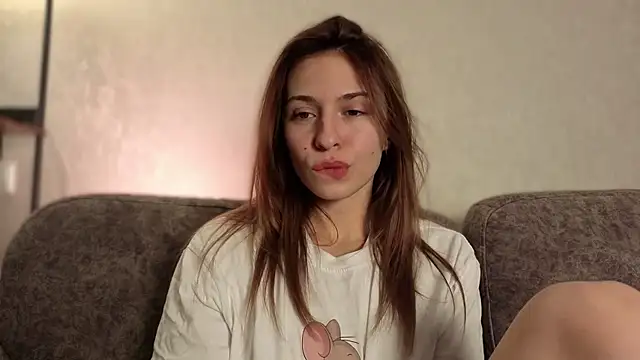 Snapshot of LovelyKatea chatting on November 20, 2025, 2:07 pm LovelyKatea online show from November 20, 2025, 2:07 pm