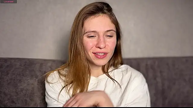 LovelyKatea online show from February 23, 2026, 9:15 pm