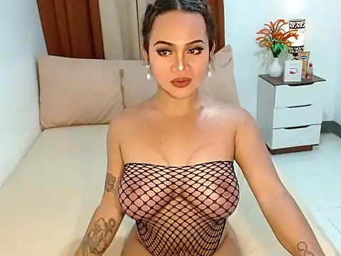 QueenVersa online show from February 28, 2026, 11:37 pm