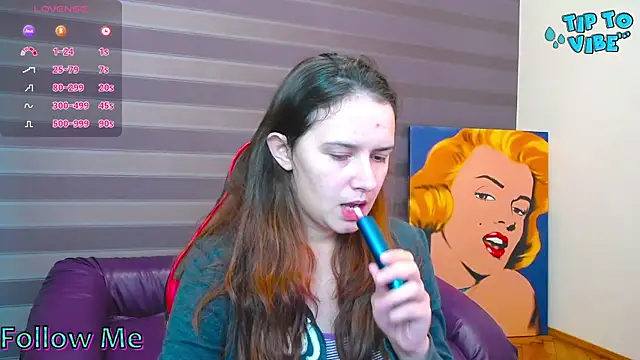 iris nikhols online show from October 22, 2025, 12:54 am