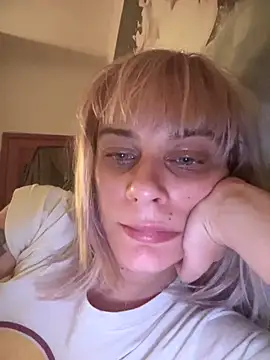 MarikaWild93 online show from December 5, 2024, 10:28 pm