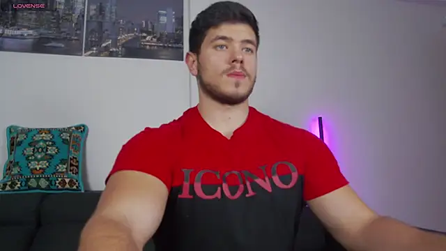 Arilas  online show from November 20, 2025, 1:34 pm