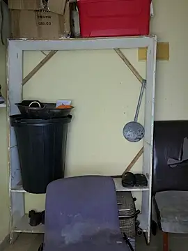 Snapshot of vannycov chatting on February 22, 2026, 6:38 am vannycov online show from February 22, 2026, 6:38 am