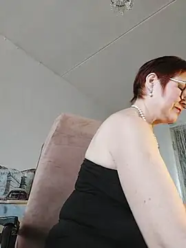 Fire Night online show from December 18, 2025, 8:30 am