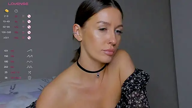 Snapshot of NejaSatin chatting on October 24, 2025, 9:30 am NejaSatin online show from October 24, 2025, 9:30 am