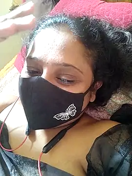 sexynayan23 online show from April 14, 2026, 5:23 am