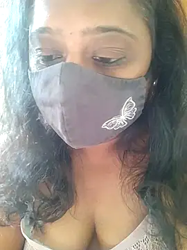 sexynayan23 online show from February 13, 2026, 5:29 am