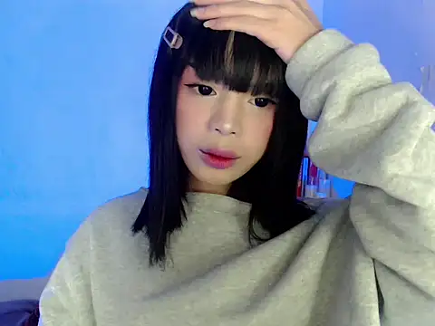SweetCheska19 online show from May 3, 2026, 1:04 pm