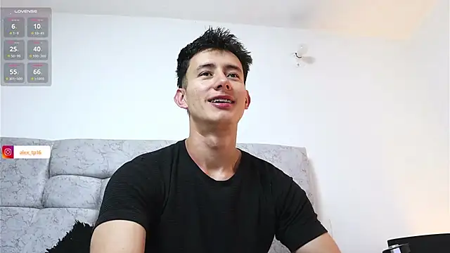 Snapshot of _Alexxx chatting on December 6, 2024, 12:18 am Alexxx online show from December 6, 2024, 12:18 am