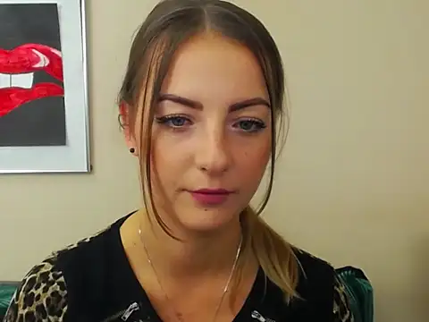 NatalieSexy online show from October 16, 2025, 6:10 am