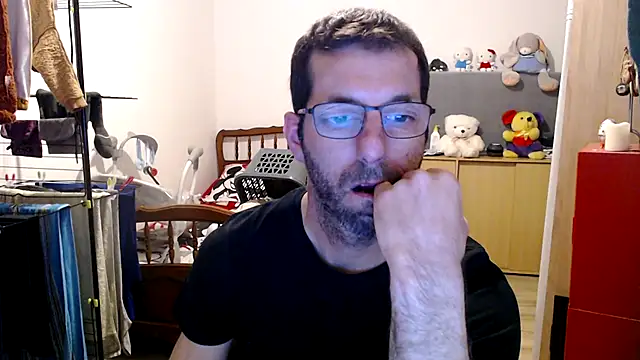 steph19x5 online show from February 17, 2025, 8:27 pm