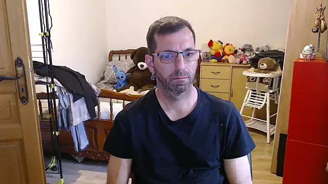 steph19x5 online show from March 4, 2026, 5:10 pm