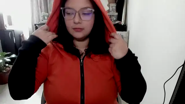 aika-dreams online show from March 27, 2026, 1:45 pm