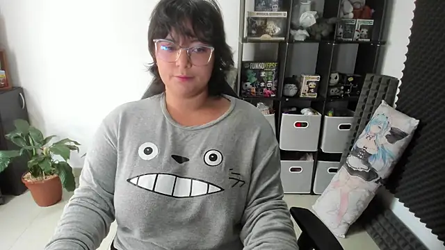 aika-dreams online show from January 24, 2025, 3:24 pm