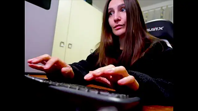 Snapshot of GodlyTheia chatting on March 31, 2026, 5:26 pm GodlyTheia online show from March 31, 2026, 5:26 pm