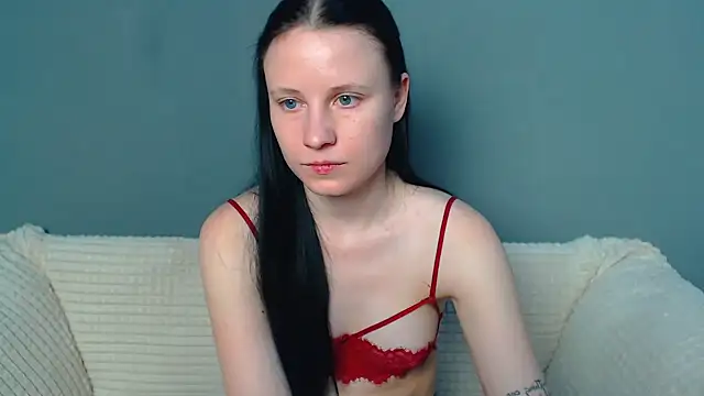 Snapshot of VikiKelt chatting on February 19, 2025, 12:14 am VikiKelt online show from February 19, 2025, 12:14 am