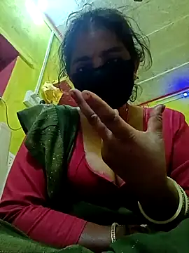 Snapshot of Savita__Bhabhi chatting on February 19, 2025, 11:36 pm Savita Bhabhi online show from February 19, 2025, 11:36 pm