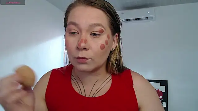 Snapshot of Enotika chatting on November 26, 2025, 7:58 pm Enotika online show from November 26, 2025, 7:58 pm