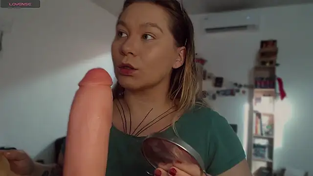 Snapshot of Enotika chatting on February 21, 2026, 9:17 pm Enotika online show from February 21, 2026, 9:17 pm