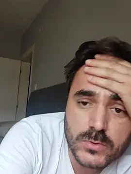 Snapshot of Consensustr chatting on October 25, 2025, 6:56 am Consensustr online show from October 25, 2025, 6:56 am