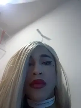 stormytt  online show from February 25, 2026, 2:23 am