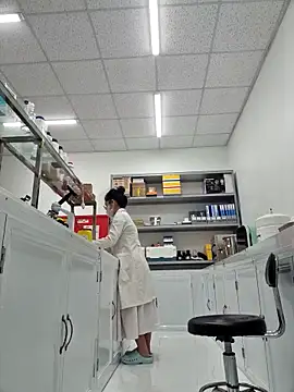 HinaLovely online show from March 21, 2026, 3:19 am