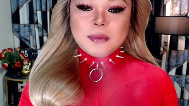 Mistress DOMnicaaxx online show from October 2, 2025, 12:19 pm