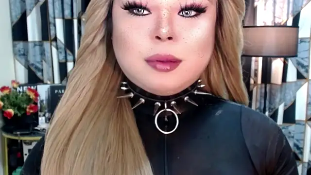 Mistress DOMnicaaxx online show from September 14, 2025, 6:19 pm