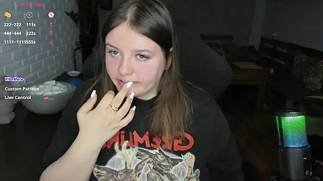 XNirvanaX online show from April 1, 2026, 3:19 am