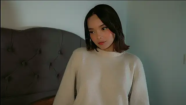 Snapshot of Irina_Grant chatting on January 6, 2025, 12:37 am Irina Grant online show from January 6, 2025, 12:37 am
