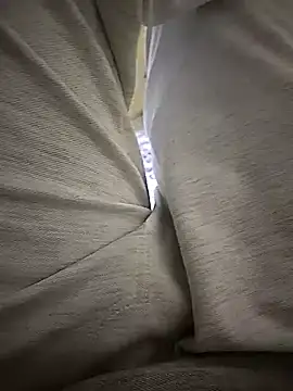 kumar79959 online show from October 22, 2025, 8:36 am