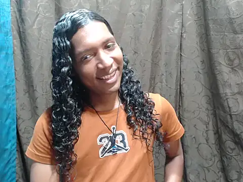 shairaStarr online show from October 2, 2025, 2:59 am