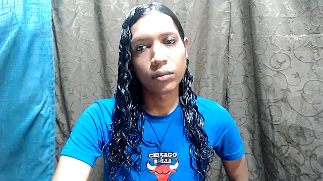 shairaStarr online show from October 6, 2025, 7:47 pm