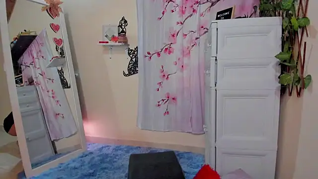 Snapshot of annyluna1 chatting on February 7, 2026, 12:07 am annyluna1 online show from February 7, 2026, 12:07 am