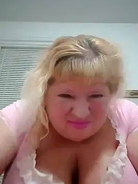 Snapshot of JemJensen30 chatting on July 10, 2026, 6:46 am JemJensen30 online show from July 10, 2026, 6:46 am